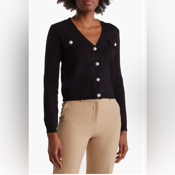 T Tahari Sweaters - T Tahari
Cardigan with faux Pearl Buttons,Size S
